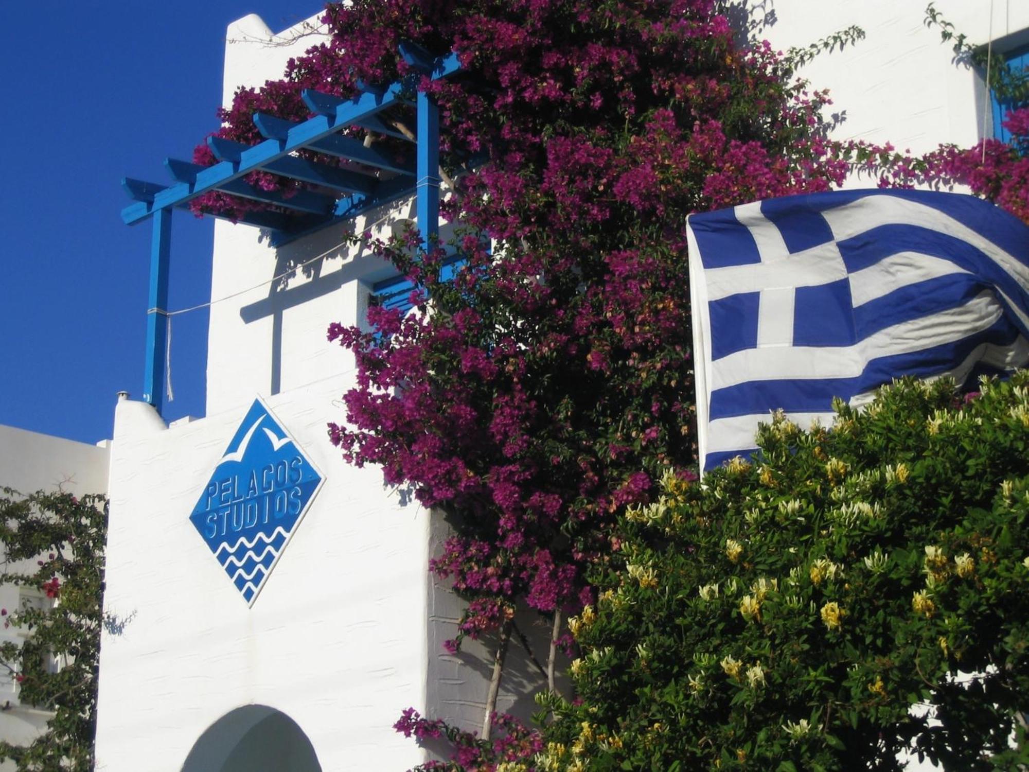 Pelagos Studios Parikia  Exterior photo